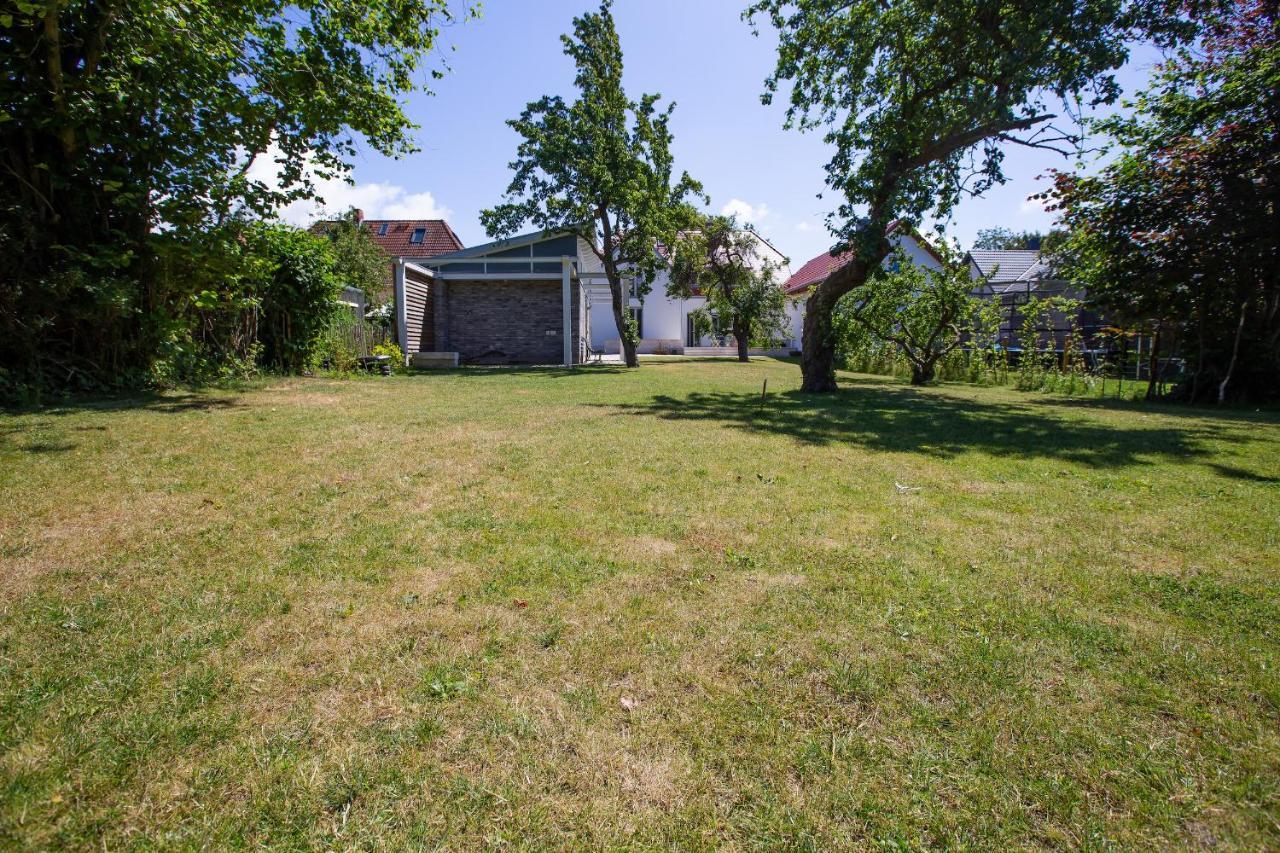 Kapitaenshaus Luv & Lee Wustrow (Fischland) Exterior foto
